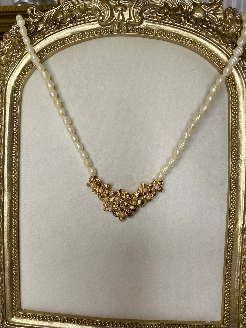 Vintage Avon faux pearl necklace ✨🌼